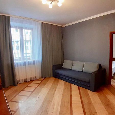 Apartment Hnatuka Center Lwów Zewnętrze zdjęcie
